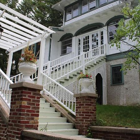 The Hillside B&B. Home W/ Breakfast Service! 威斯康星戴尔 外观 照片