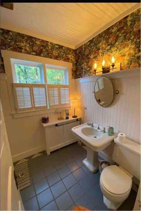 The Hillside B&B. Home W/ Breakfast Service! 威斯康星戴尔 外观 照片